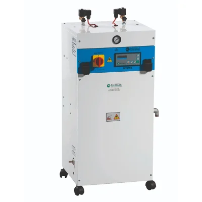 Generator de abur profesional SATURNO 050203.02 cu boiler din inox 8 litri, putere 6,6 kW, presiune 4 bari, pentru utilizare intensivă – fier de călcat opțional